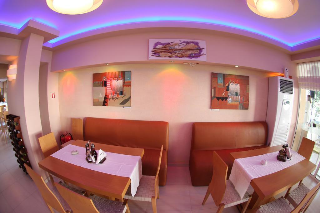 Karlovo Hotel Slântsjev Brjag Eksteriør bilde